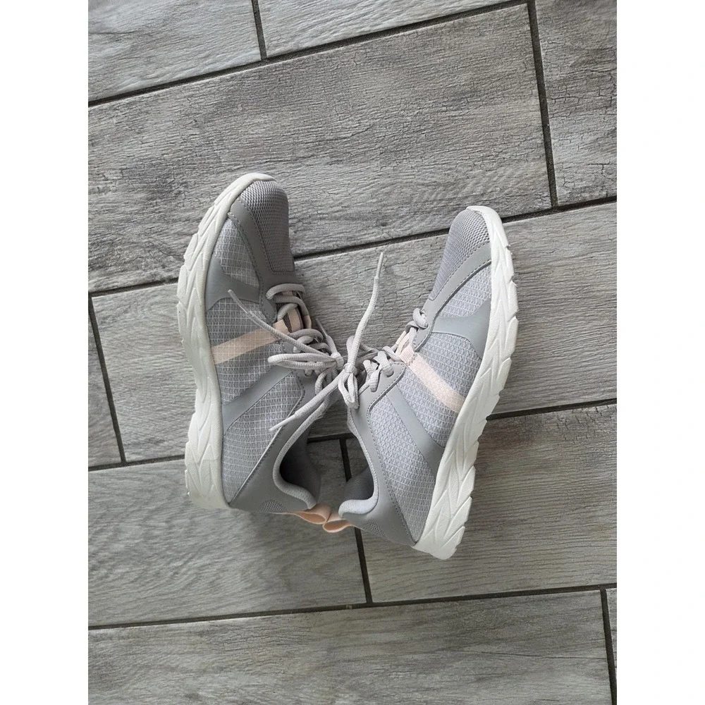 Vionic Radiant Womens 7 Gray Pink Walking Sneakers Orthotic Comfort Shoes NEW